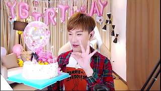  《幼熙生日會》你是個成熟的蛋糕了，要學(xué)會自己制造驚喜