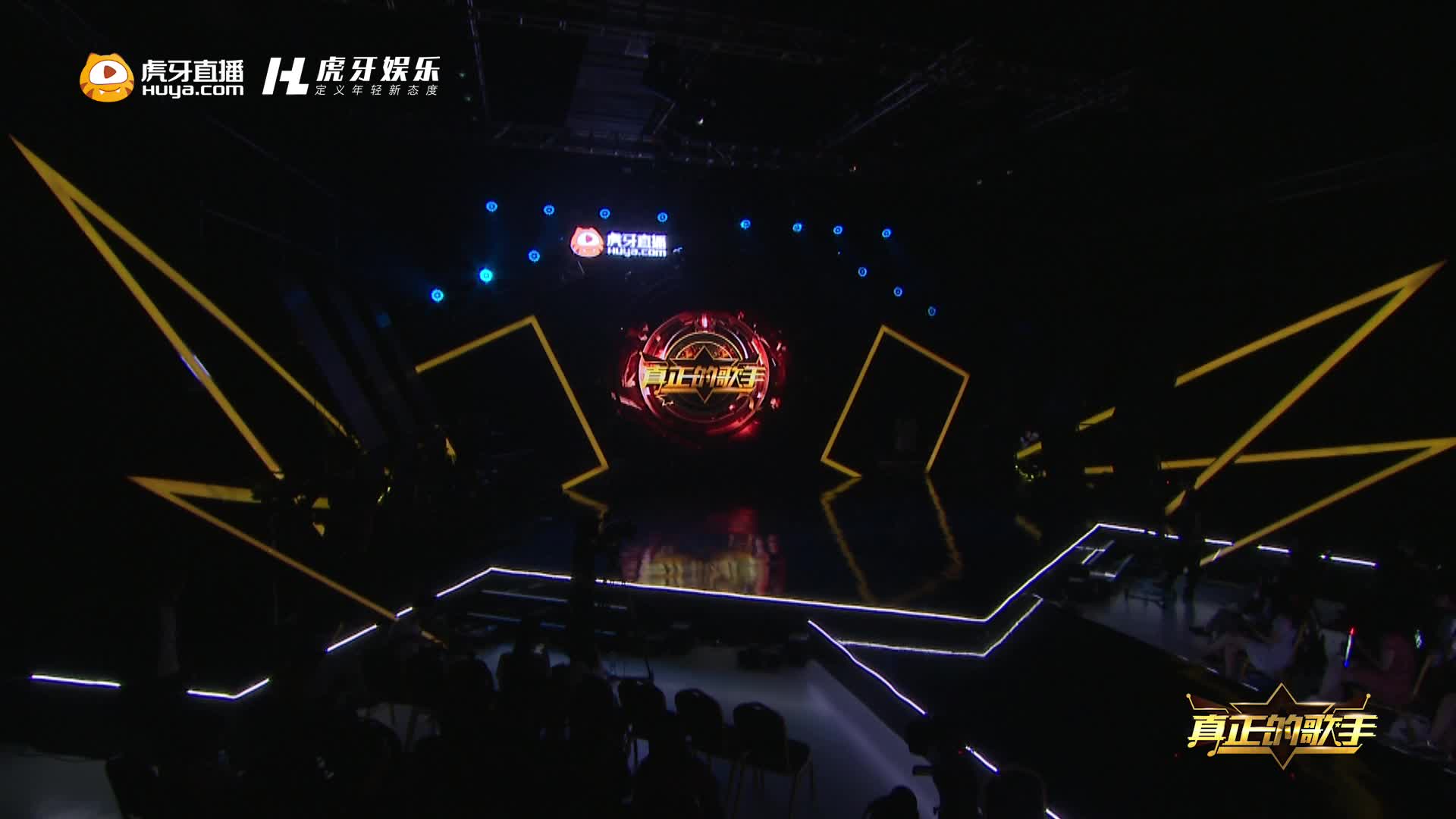 木言阿 《你为什么说谎》：伤感情歌小天后唱得让人想哭。