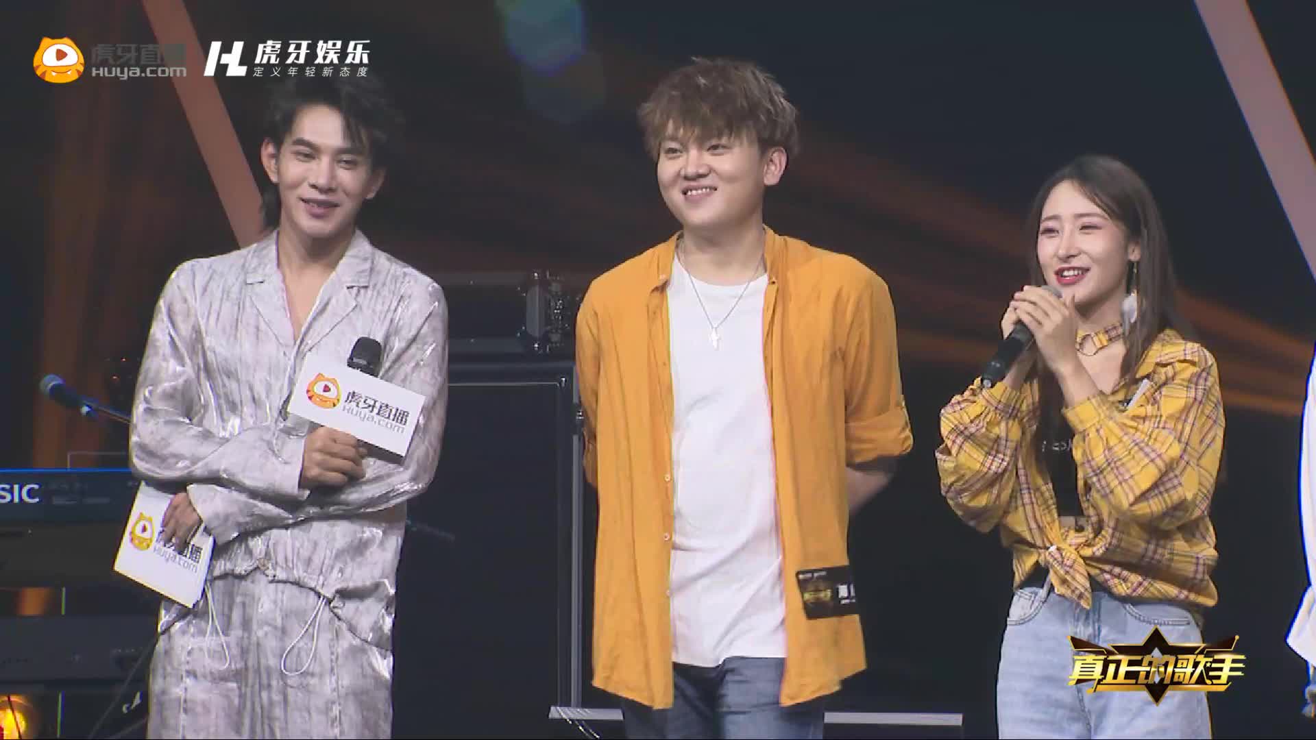 北楼君表示吃烤串的时候就会听《老人与海》，被海明威肯定