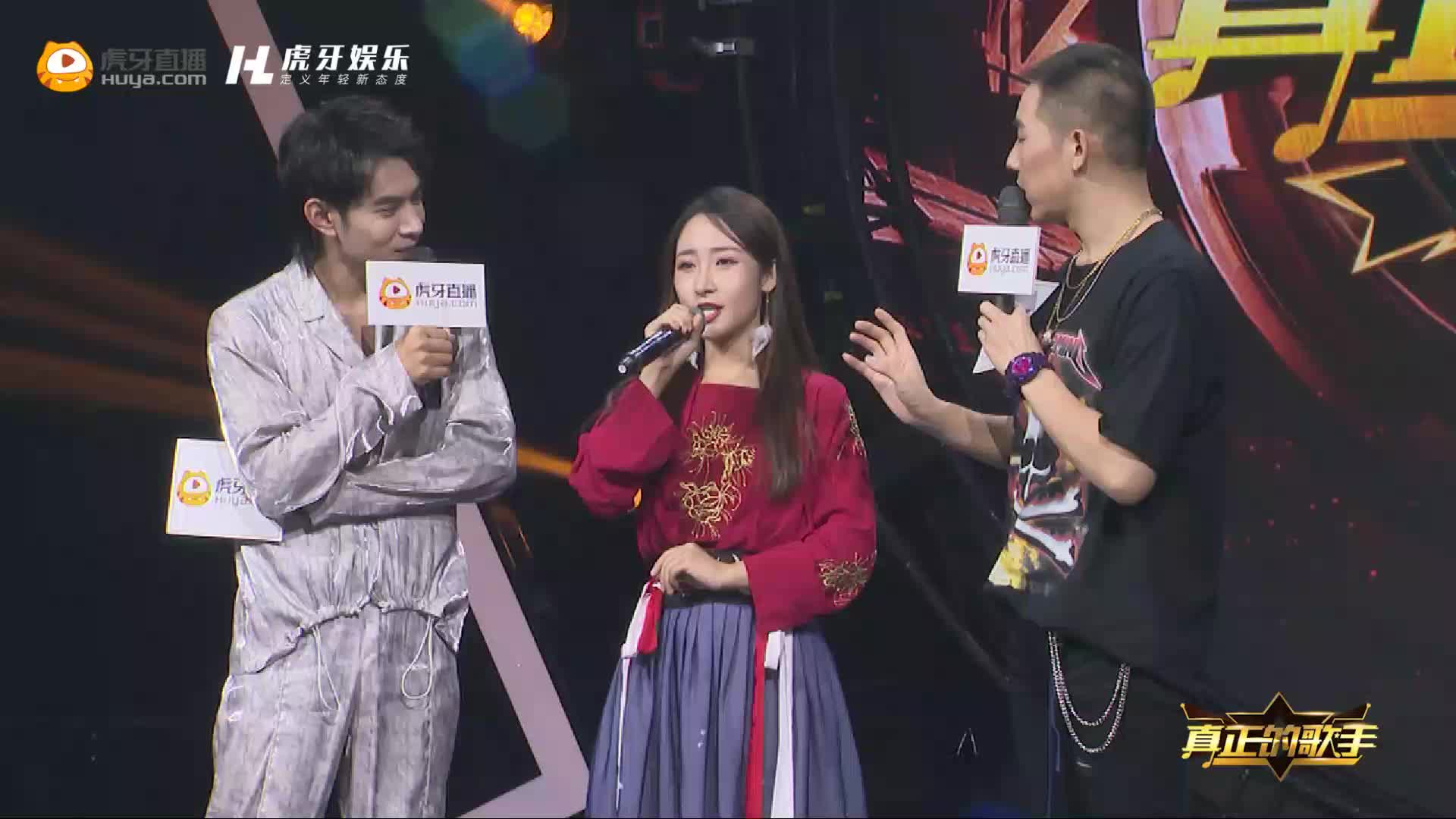 《犹记》台上相遇原创歌曲制作人Q胖哥  ，Q胖哥 赞北楼君歌词有深度，有故事。