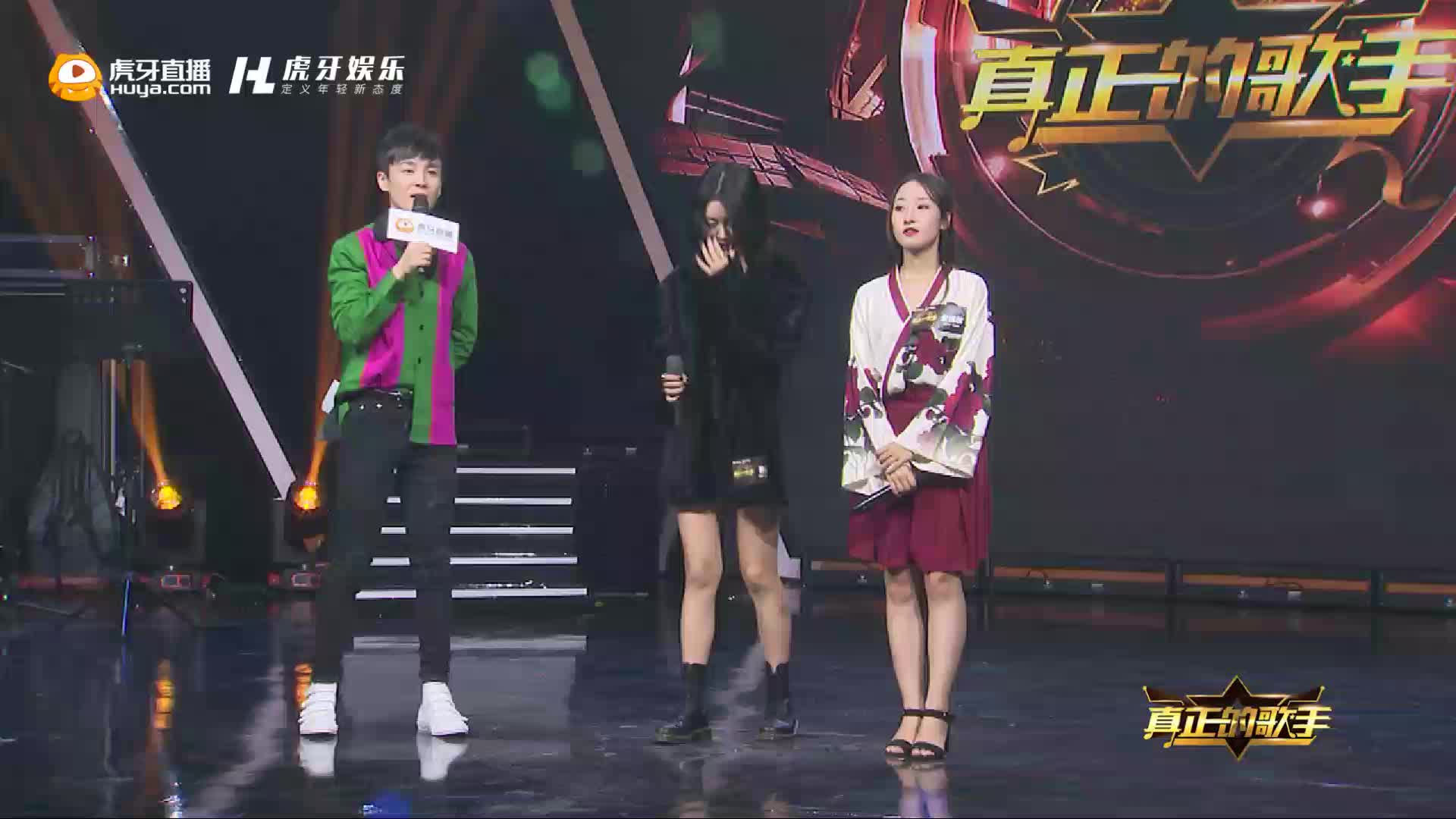 卷卷、陈艺秀清唱 battle  ，北楼君获胜