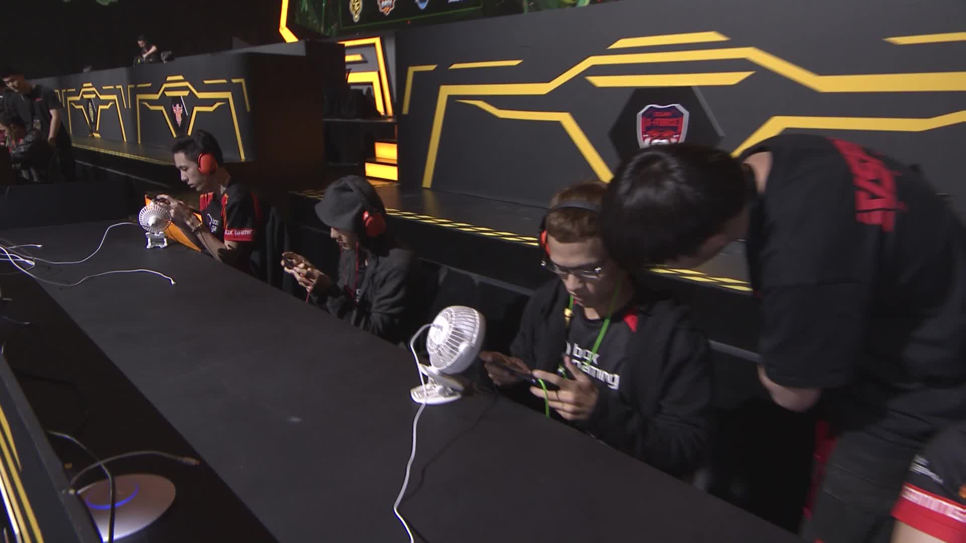 BTR 17杀吃鸡-第一周DAY4-3