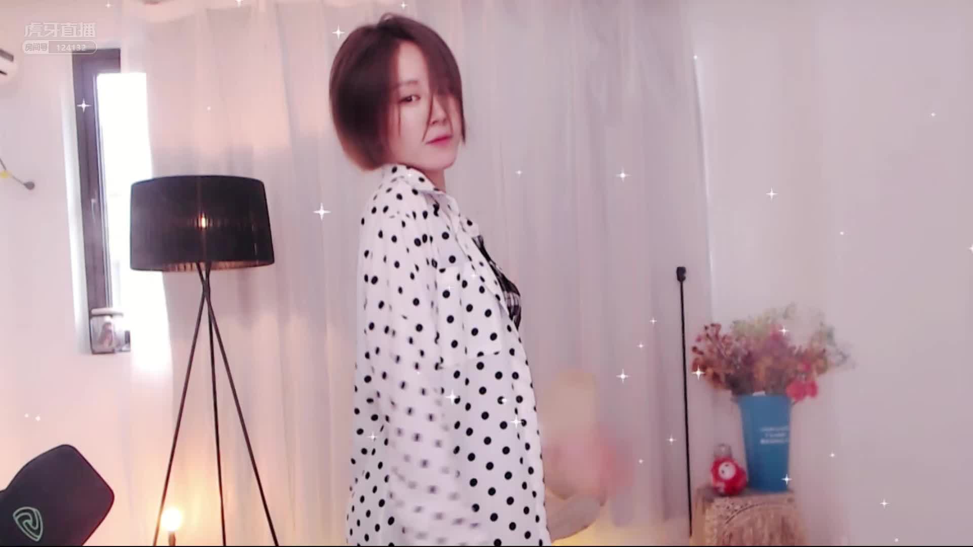 Ki晓娜：性感舞蹈，性感迷死人