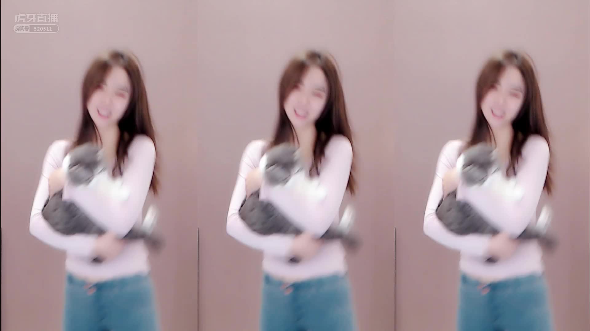 幼夏丶511【天使】：超性感的舞蹈，简直要热浸你的心里