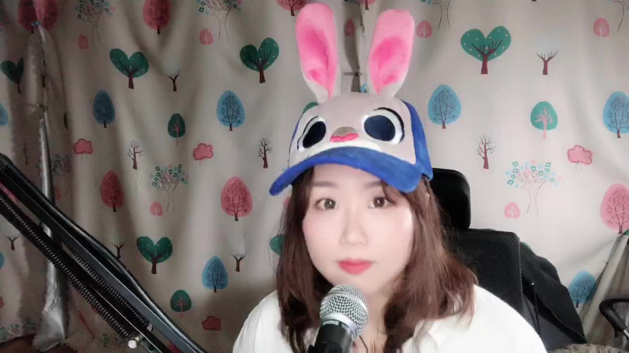 绯村柯北《处处吻》