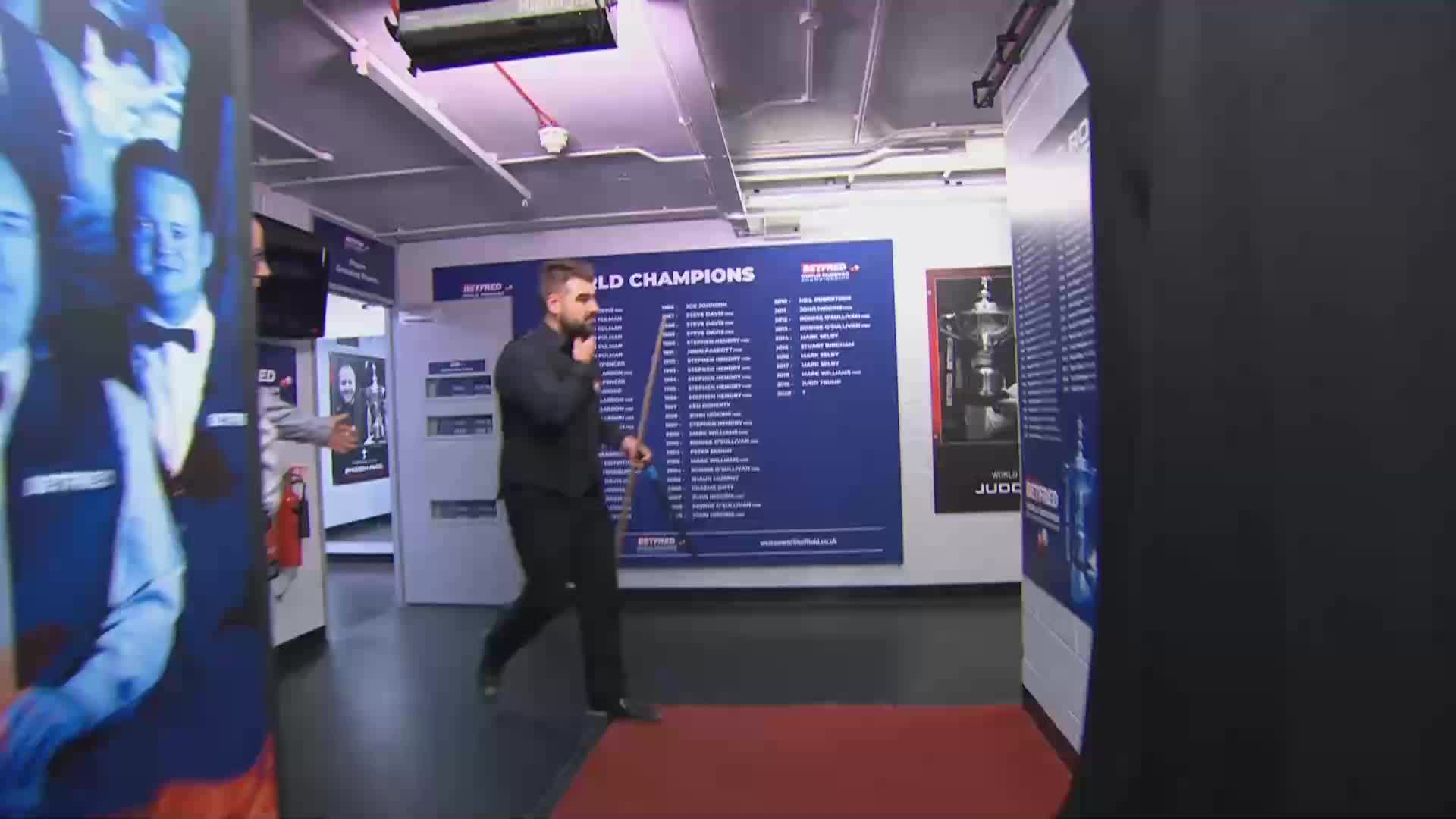 安东尼·麦克吉尔VS杰米·克拉克，8月8日#斯诺克世锦赛#清流 21:30场  1