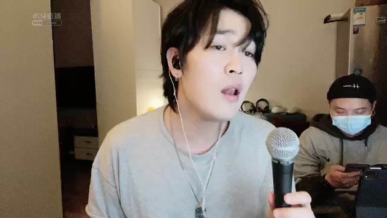 唱作歌手-刘凤瑶携新歌做客听见大牌