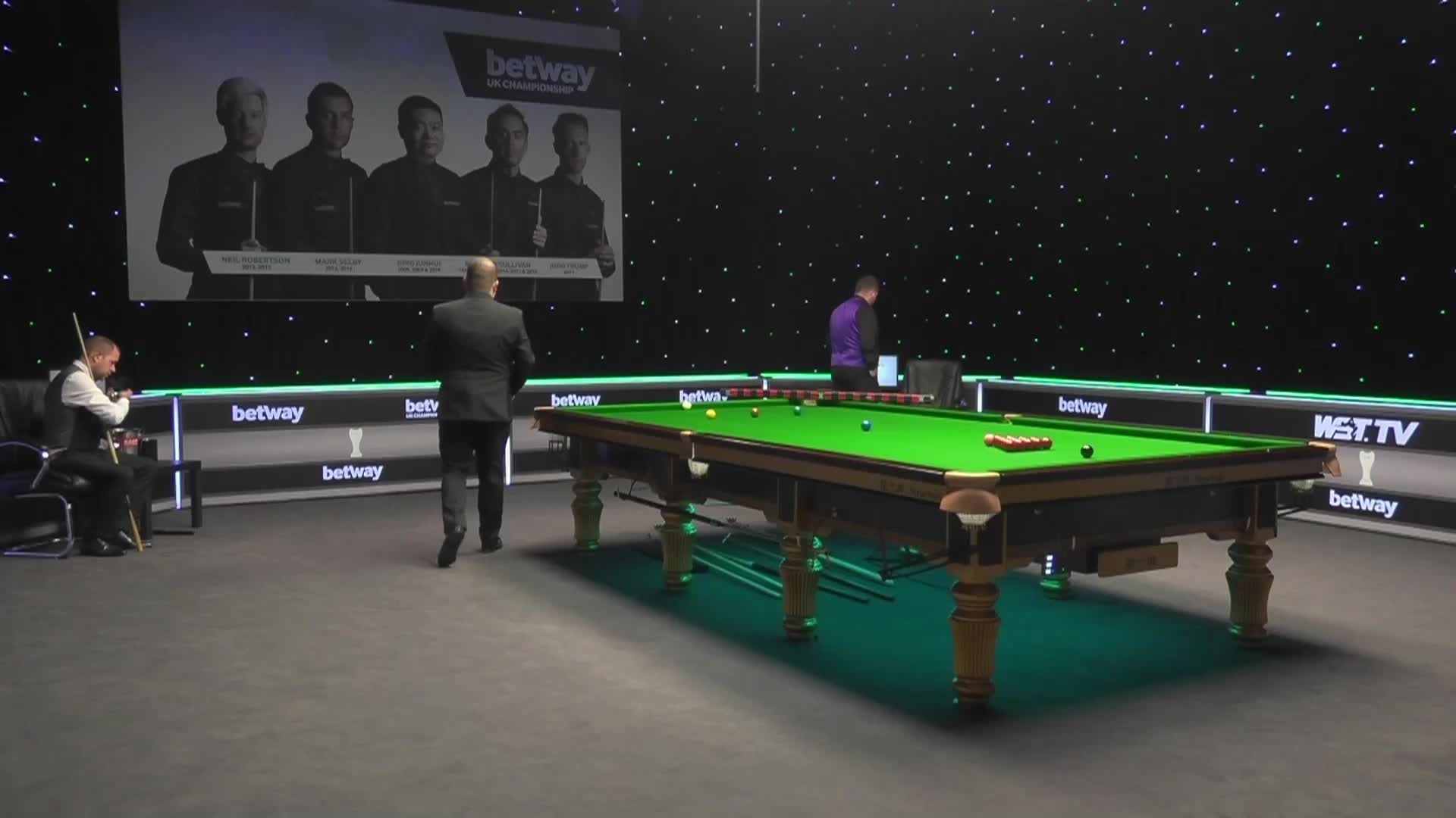 1123日#斯诺克英锦赛#巴里·霍金斯VS莱利·帕森斯上半场，清流2号桌