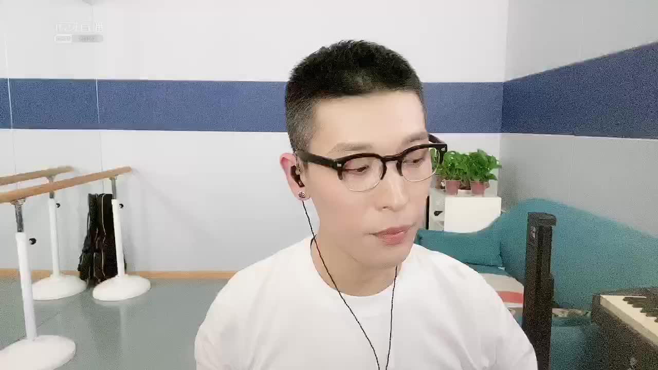 《浮萍》-张赫宣