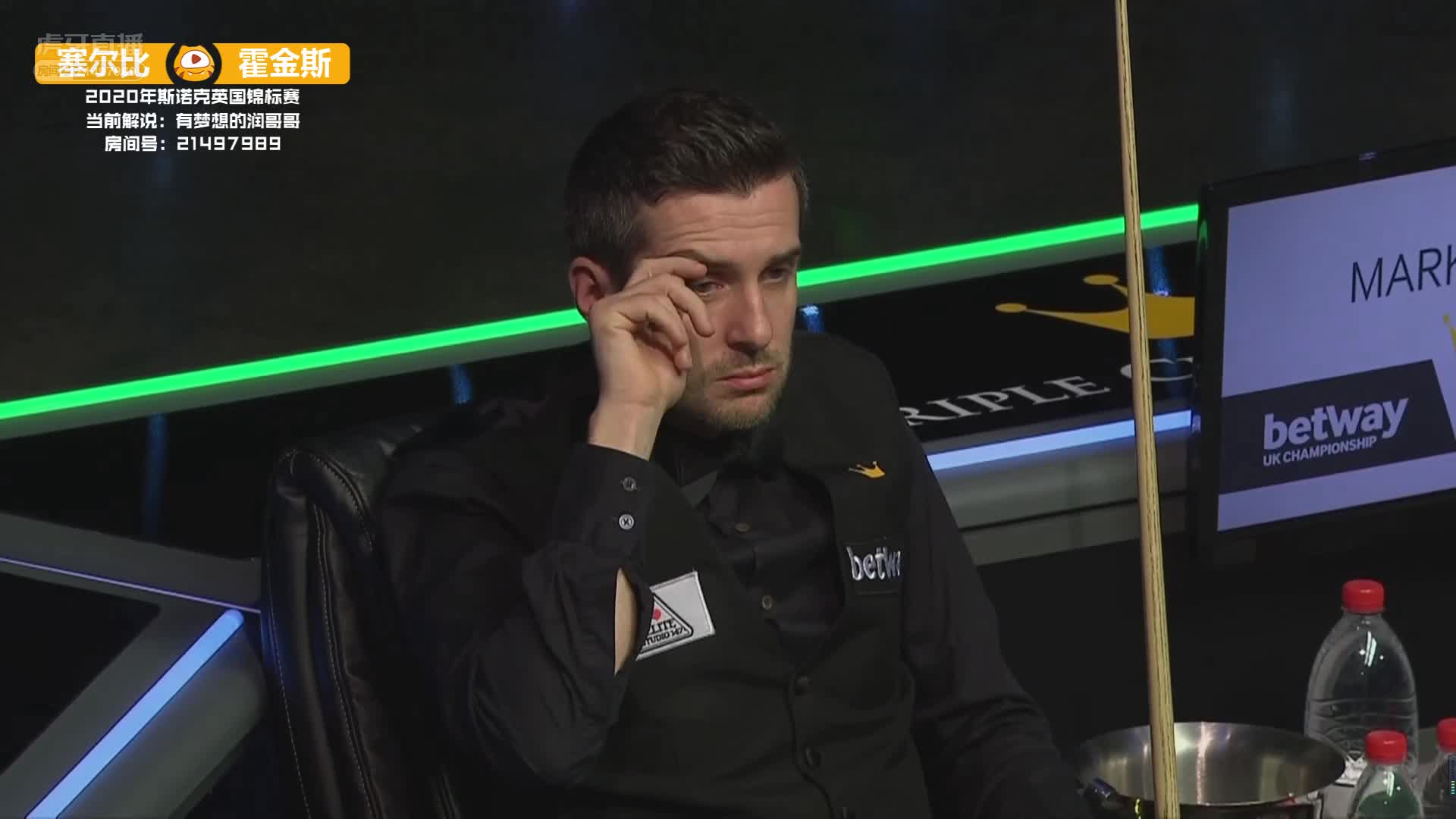 马克·塞尔比VS巴里·霍金斯12月2日斯诺克英锦赛 2/4场