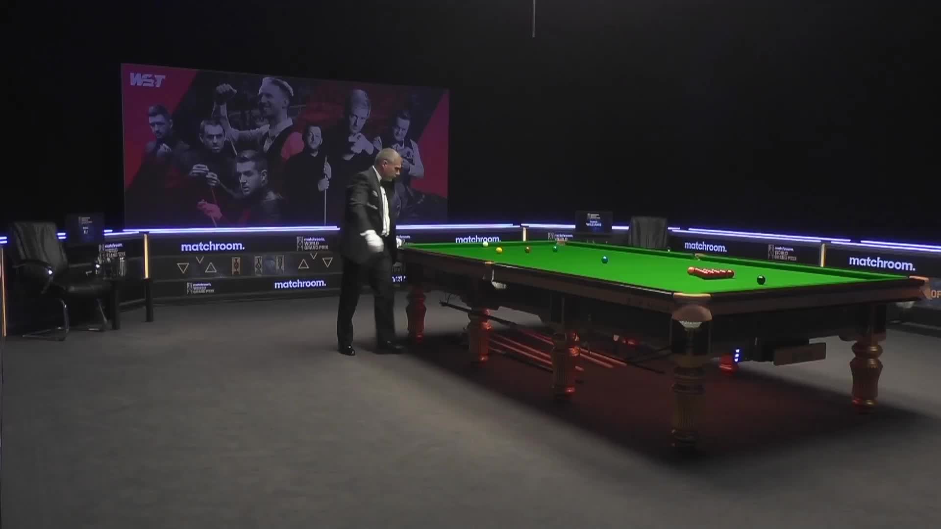 鲁宁vs罗比·威廉姆斯 12月15日斯诺克大奖赛 清流