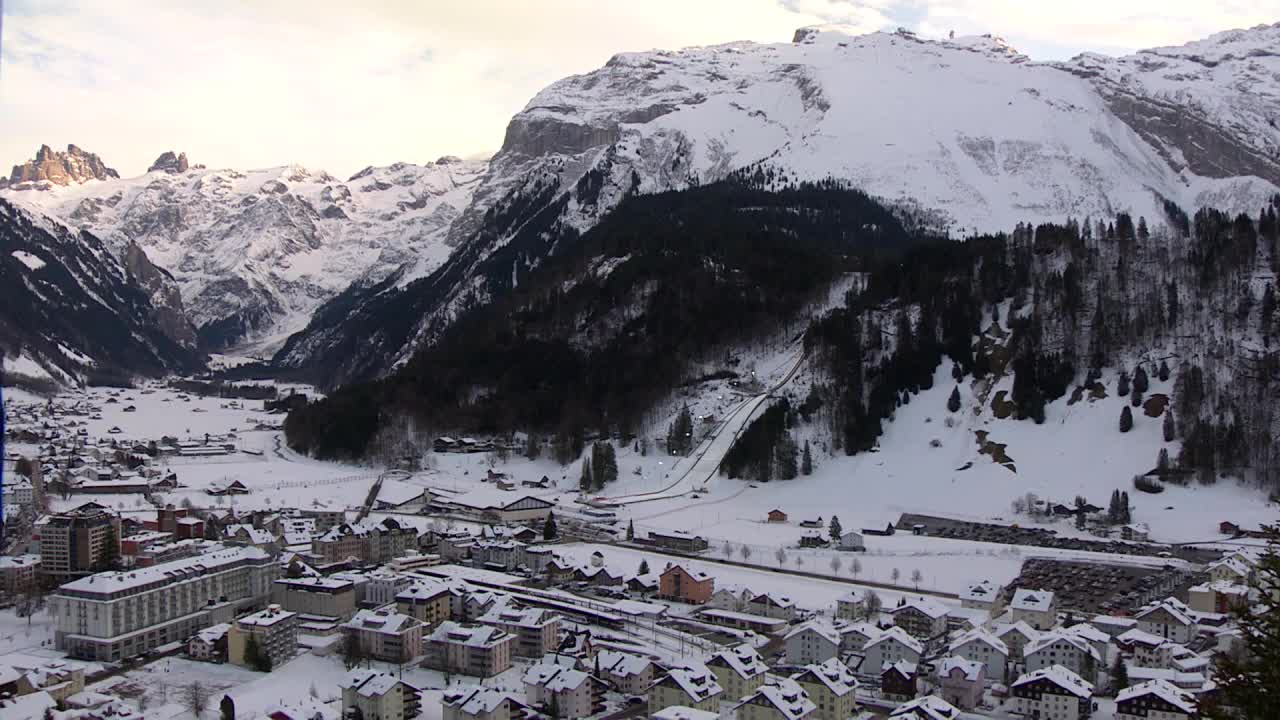 国际雪联跳台滑雪世界杯 英格堡站第二比赛日01