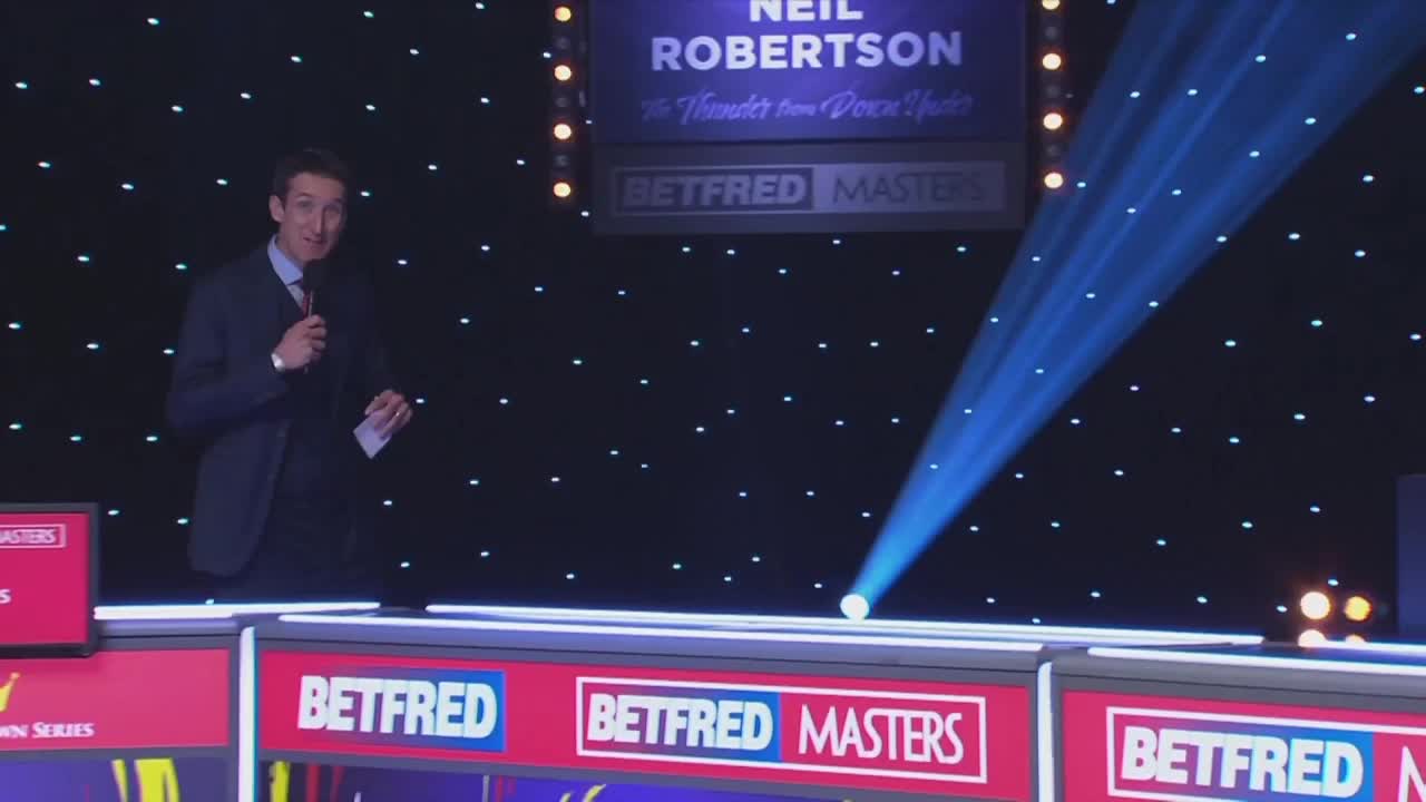 大卫·吉尔伯特VS约翰·希金斯 17日斯诺克大师赛  上 李照