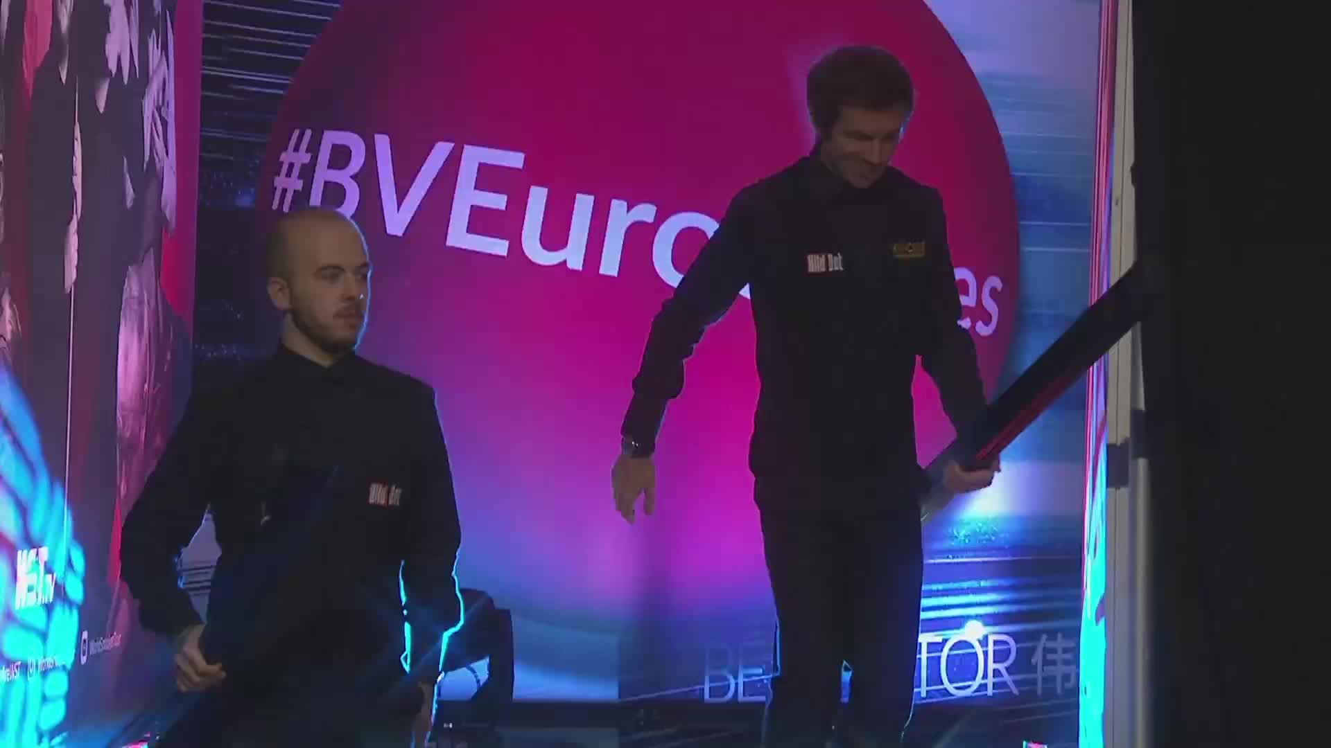 杰克·利索夫斯基VS卢卡·布雷切尔  29日斯诺克德国大师赛 上 清流