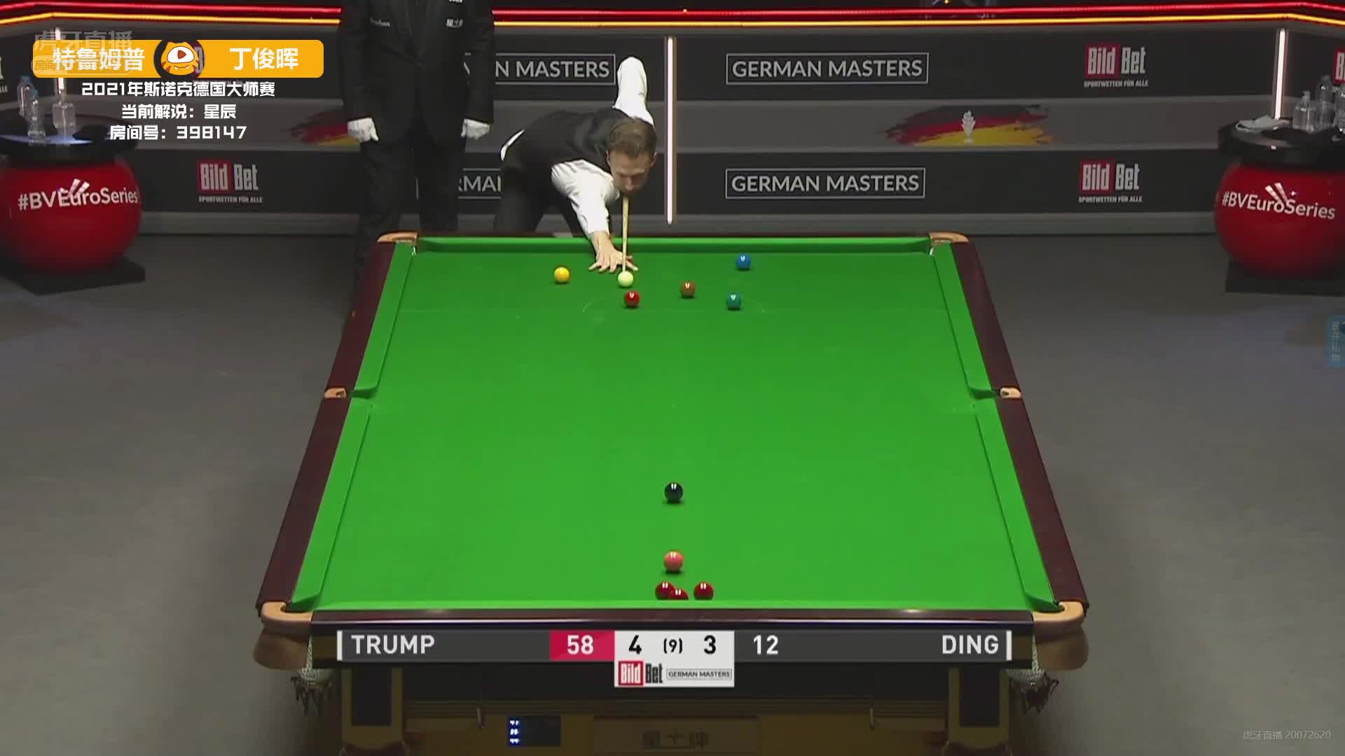 小特超分球失误，丁俊晖却没有把握机会