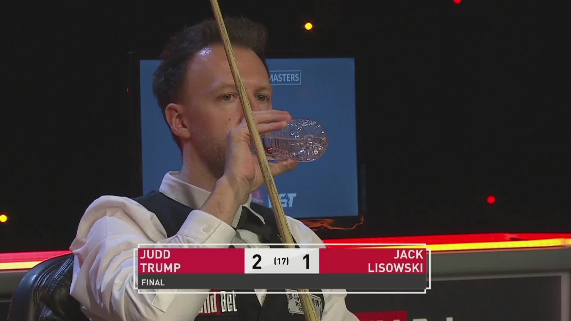 决赛第一阶段 小特vs小司机第三局：小司机失误继续 小特上手了