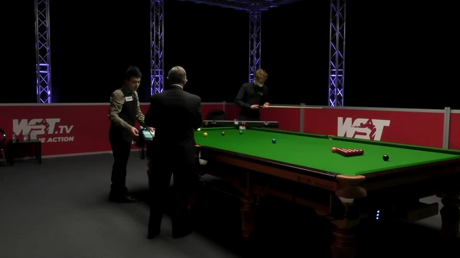 西蒙·利希滕贝格vs鲁宁  3月3日直布罗陀公开赛 清流