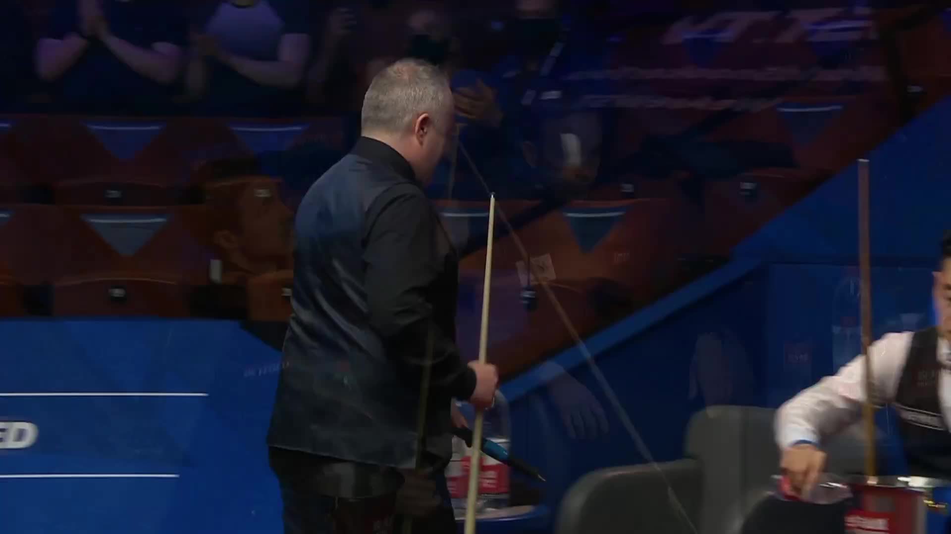 [直播]尼尔·罗伯逊VS梁文博 斯诺克世锦赛正赛