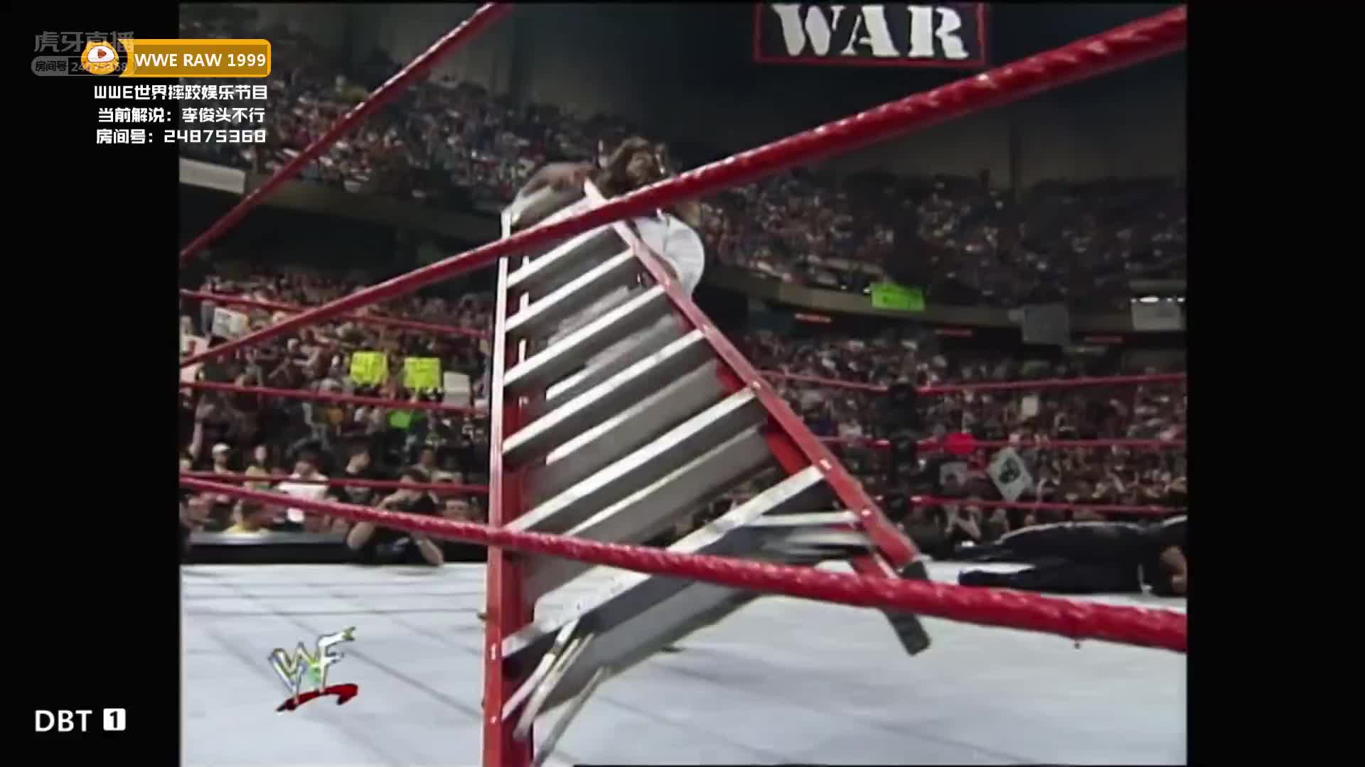 强森用头滑铲 Mankind被揍满地打滚