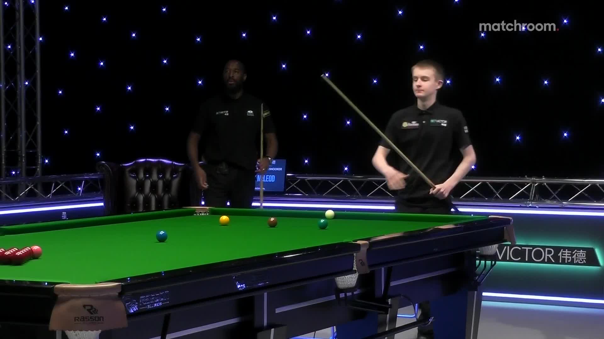 罗伊·麦克劳德 v 瑞恩·戴维斯 2021冠军联赛 清流