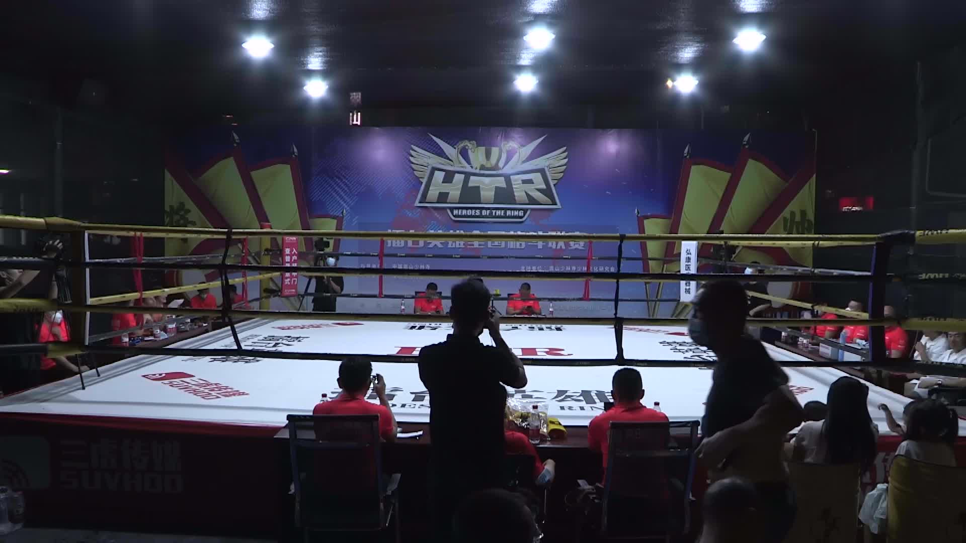 7月31日19:30 全国顶尖格斗联赛《擂台英雄》