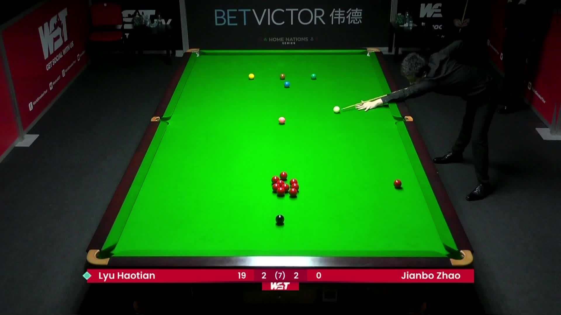 小天连打带K成功接手局面！