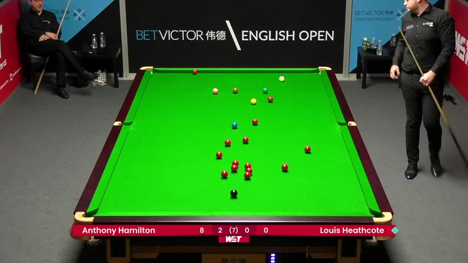 小胖：完了，下面坐太久不会打球了