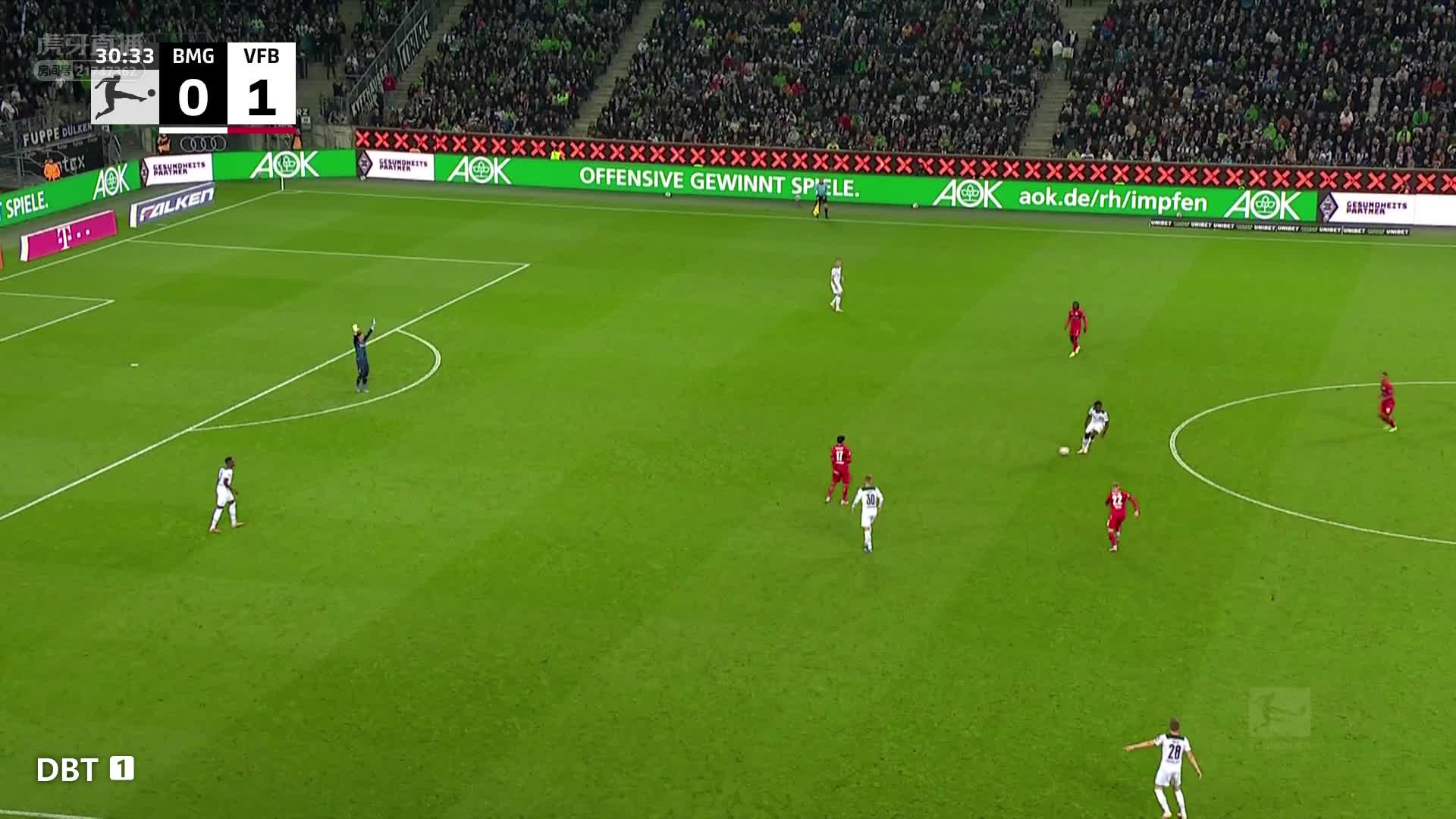 库利巴利前场断球单刀仓促吊射高出横梁