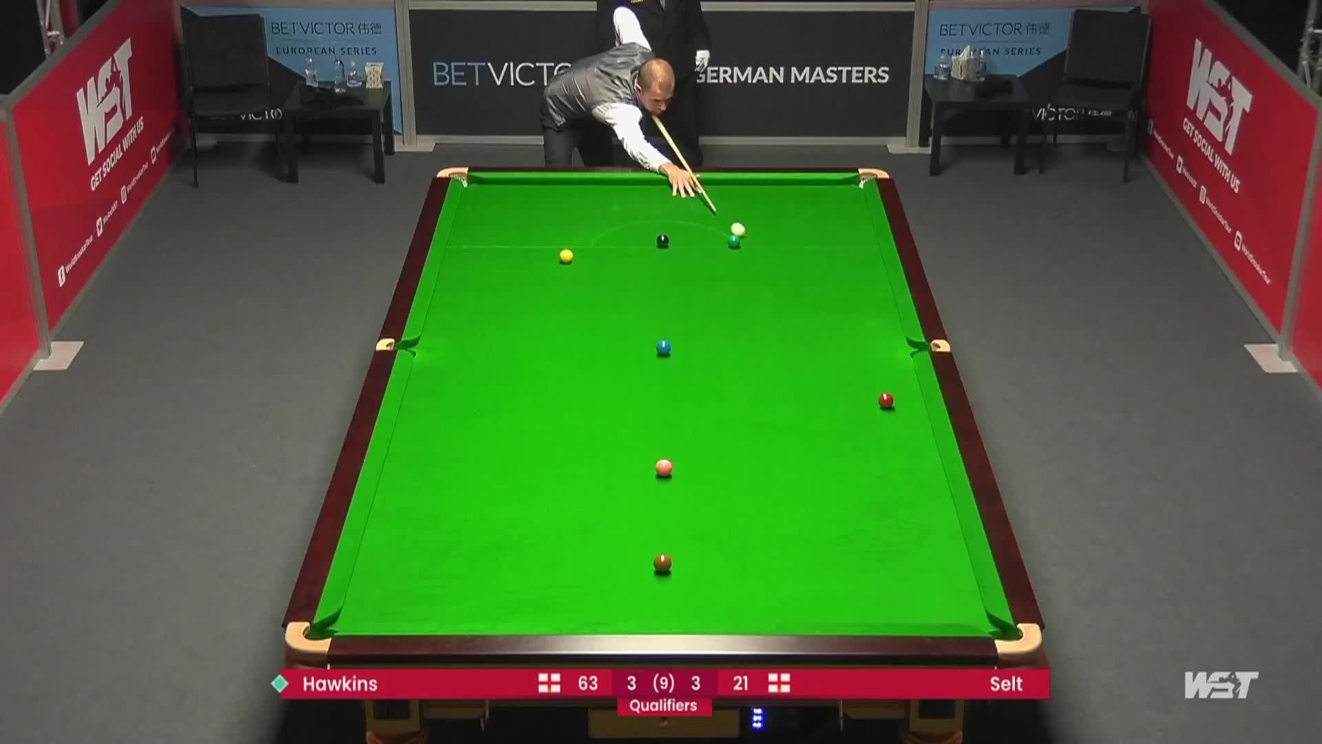 赛尔特怒扔球杆，裁判：桌子磕坏了要赔哦