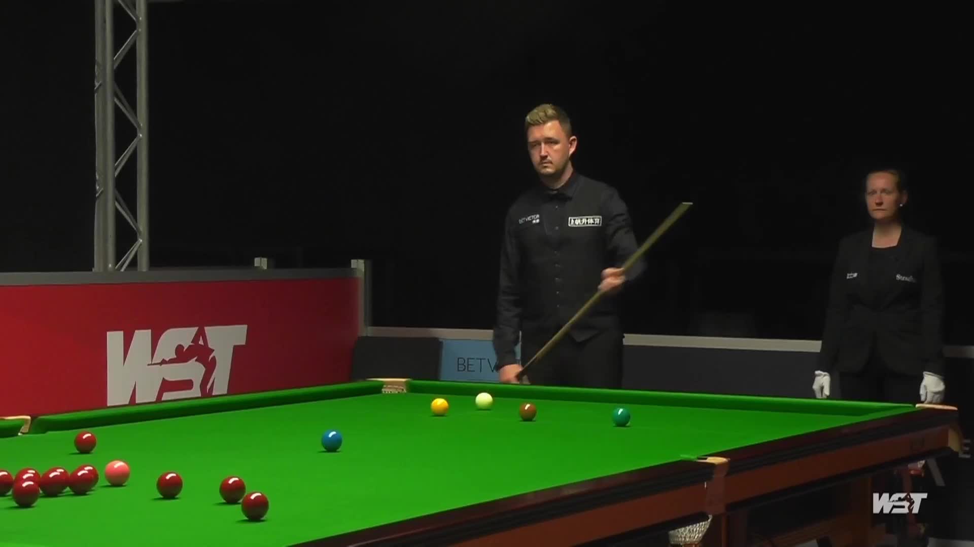 长台准进！囧哥上手打进一点不囧