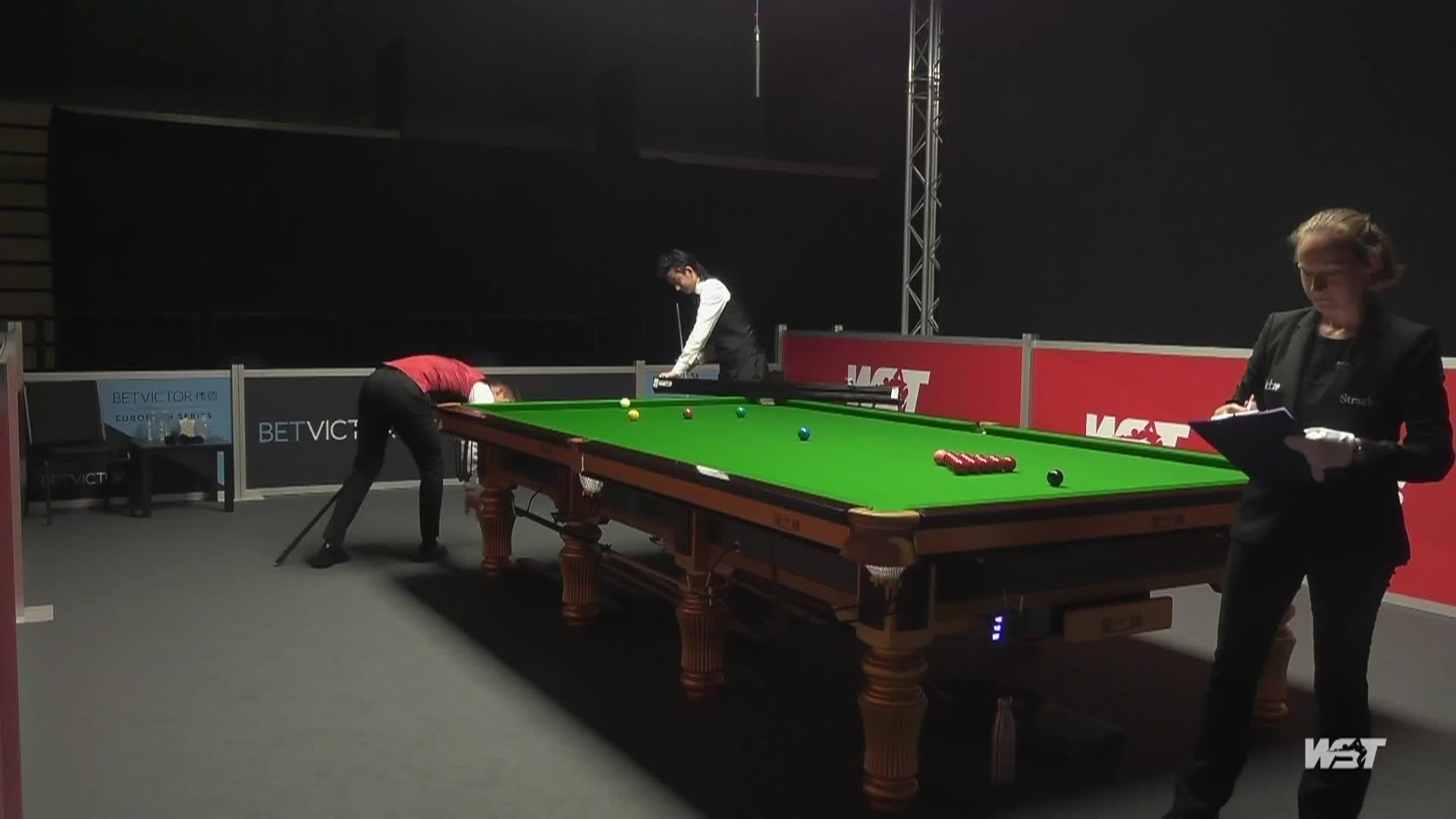 迈克尔·霍尔特  V  吴宜泽  2021欧洲大师赛资格赛 清流