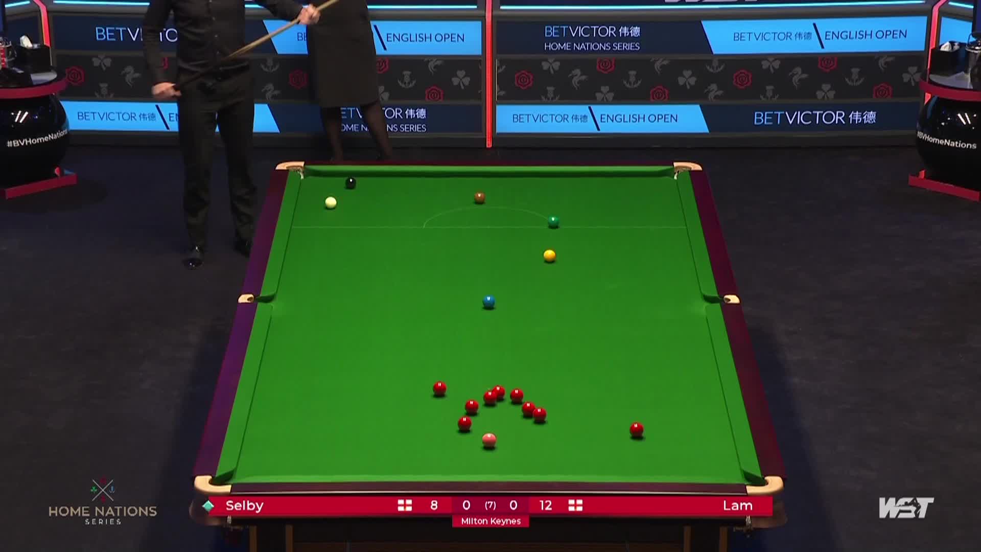 塞尔比精彩长台