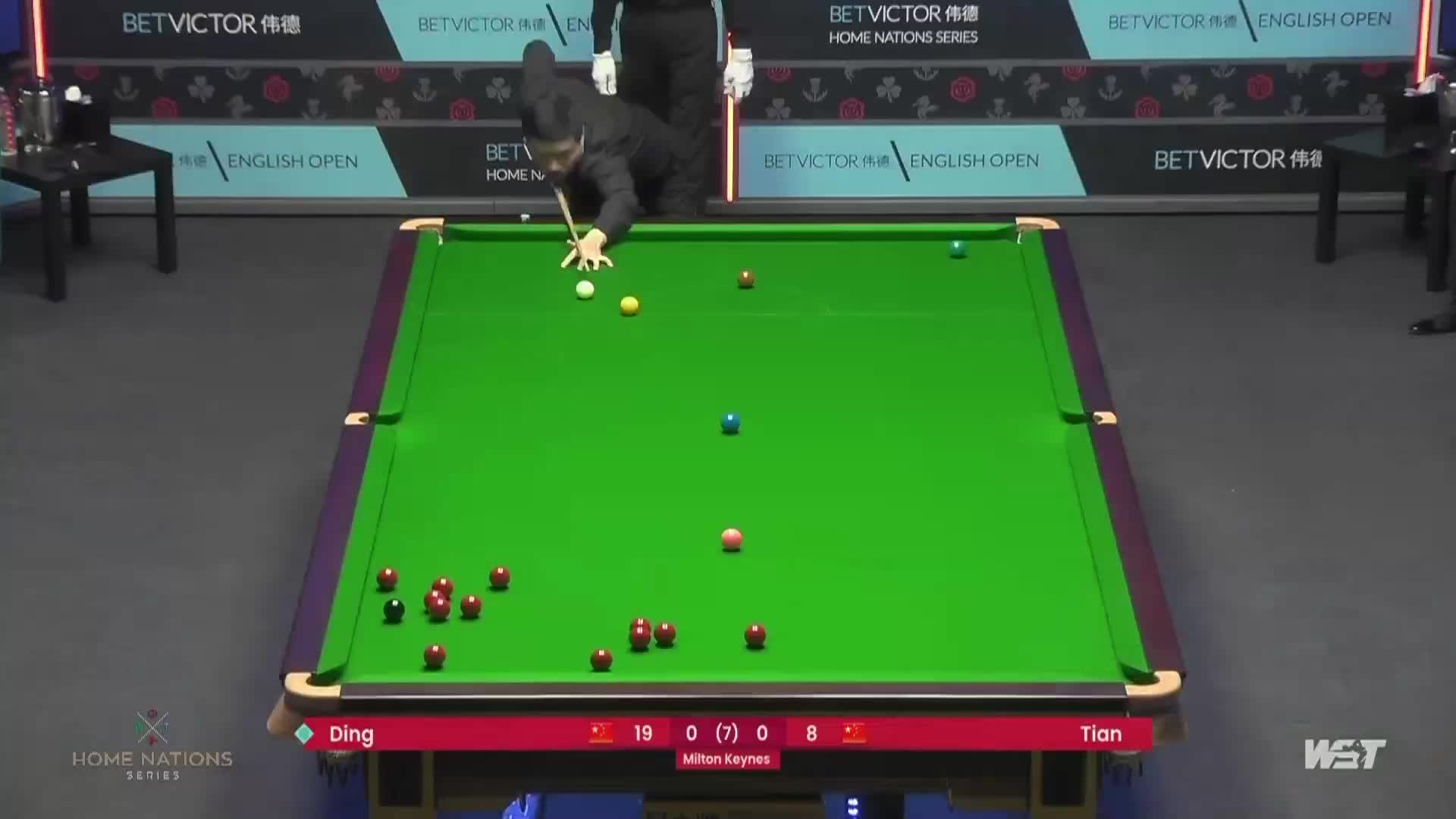 面对上级领导，田副主任送14分以示尊敬！