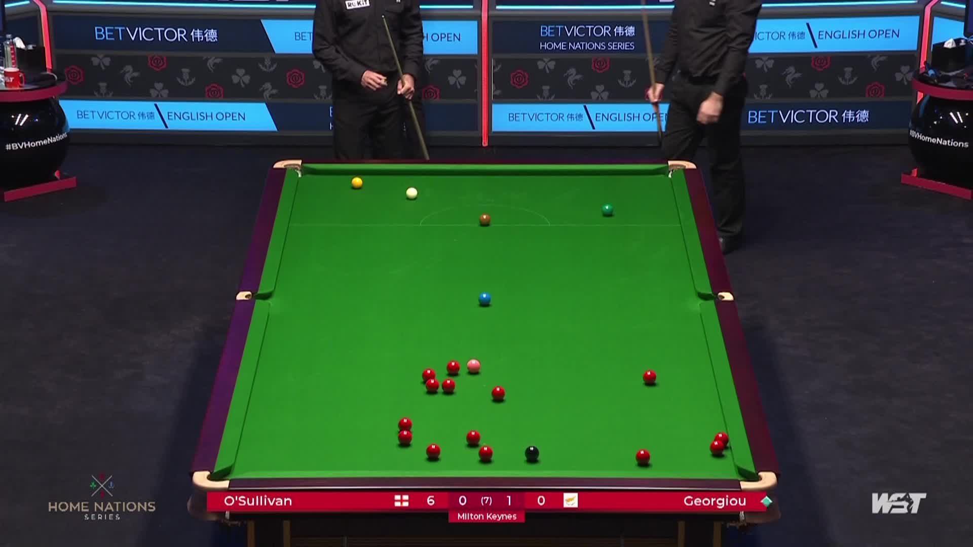 超长台薄球打进红球