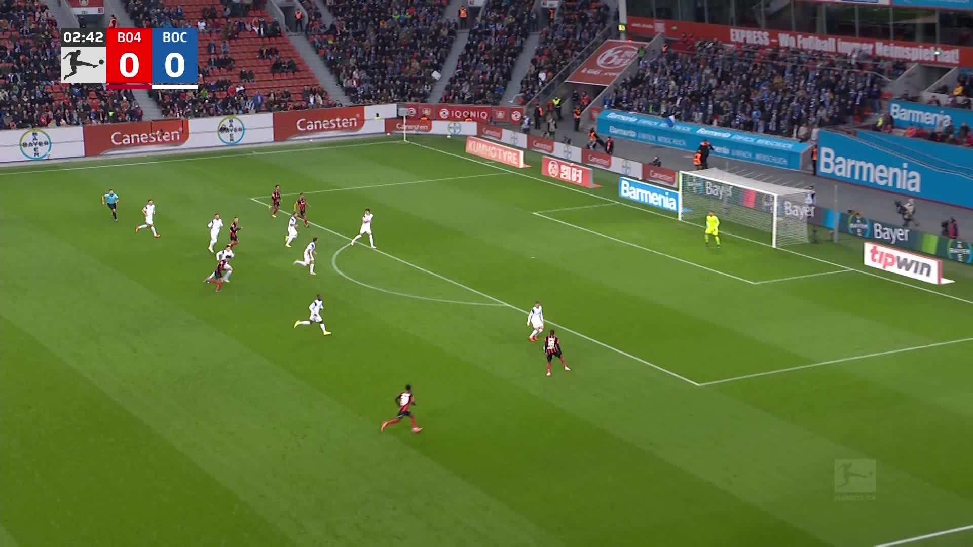 开场即进球！小将阿德利头球破门