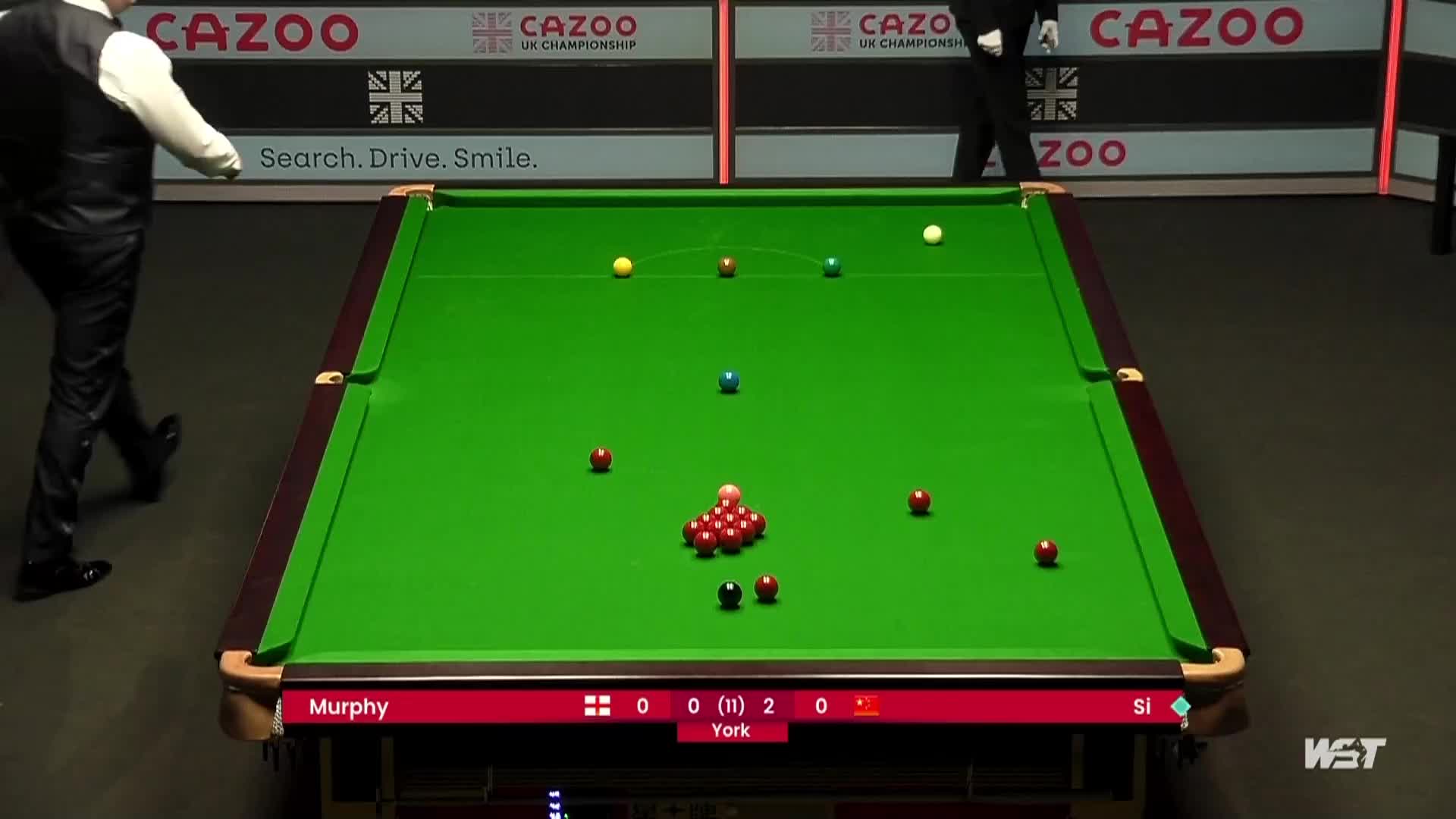 墨胖不开心了！简单球失误，只能吃手手！