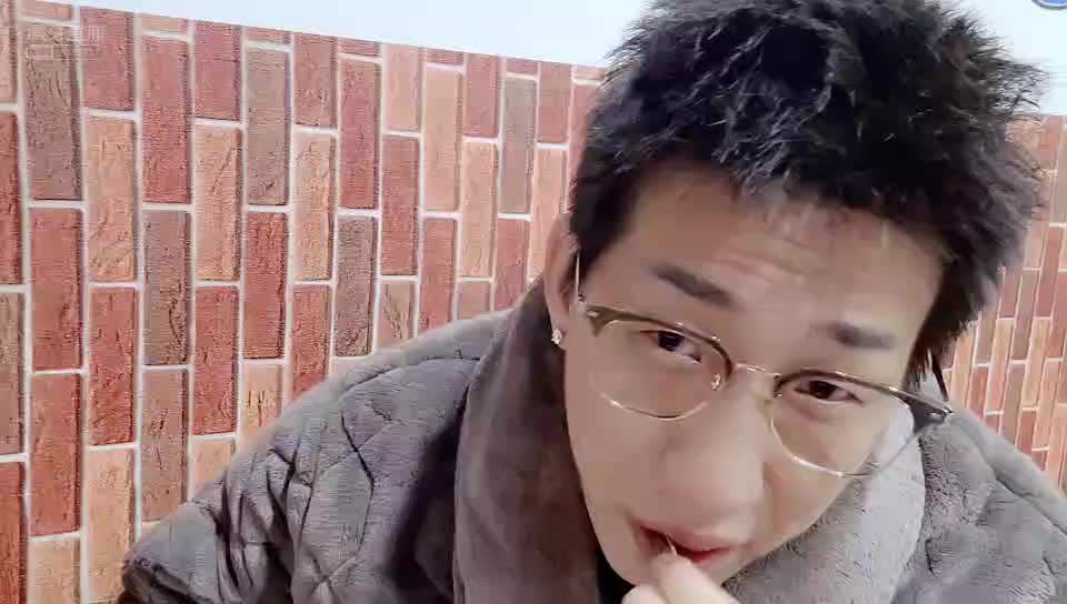 在石回应阿涵如何赚钱！#星秀爆料站#