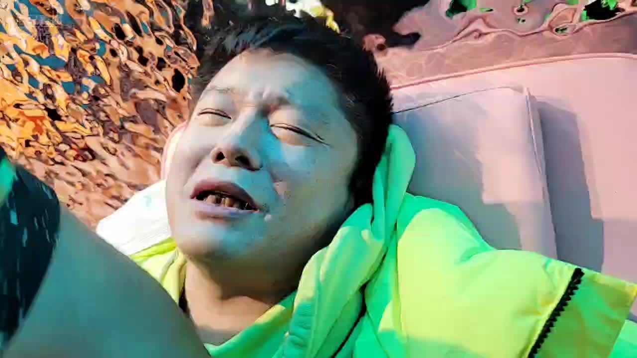 大海十二级分娩体验，荣获“荣誉证书”？ #星秀爆料站#