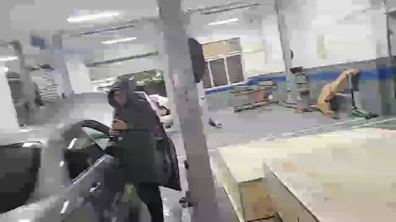 罗玉姬法拉利撞毁,轮子都没了！#星秀爆料站#