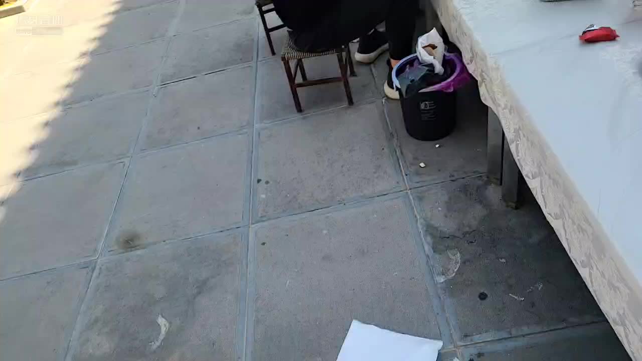 宇文泡又跑二楼睡觉了？！#星秀爆料站#