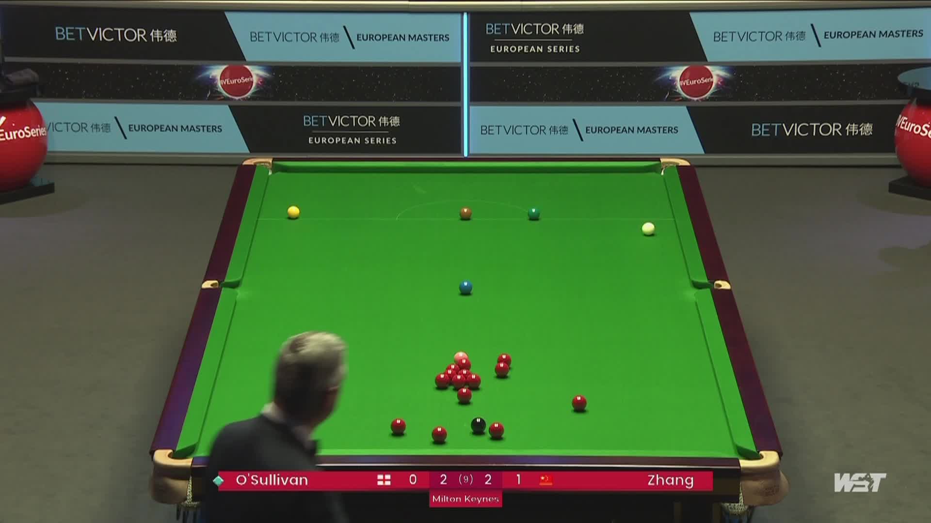 今天球馆的灯光让火箭有点难以适应