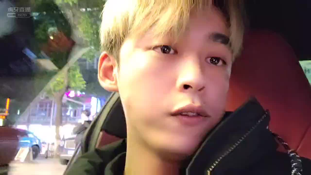 罗玉姬子大战歪牙，张开朗中间挨打！#星秀爆料站#