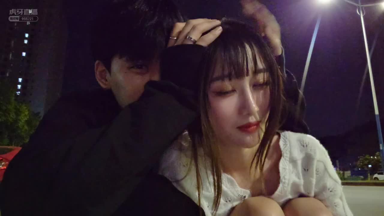 张开朗和漂流妹妹街头相拥,甚是甜蜜#星秀爆料站#