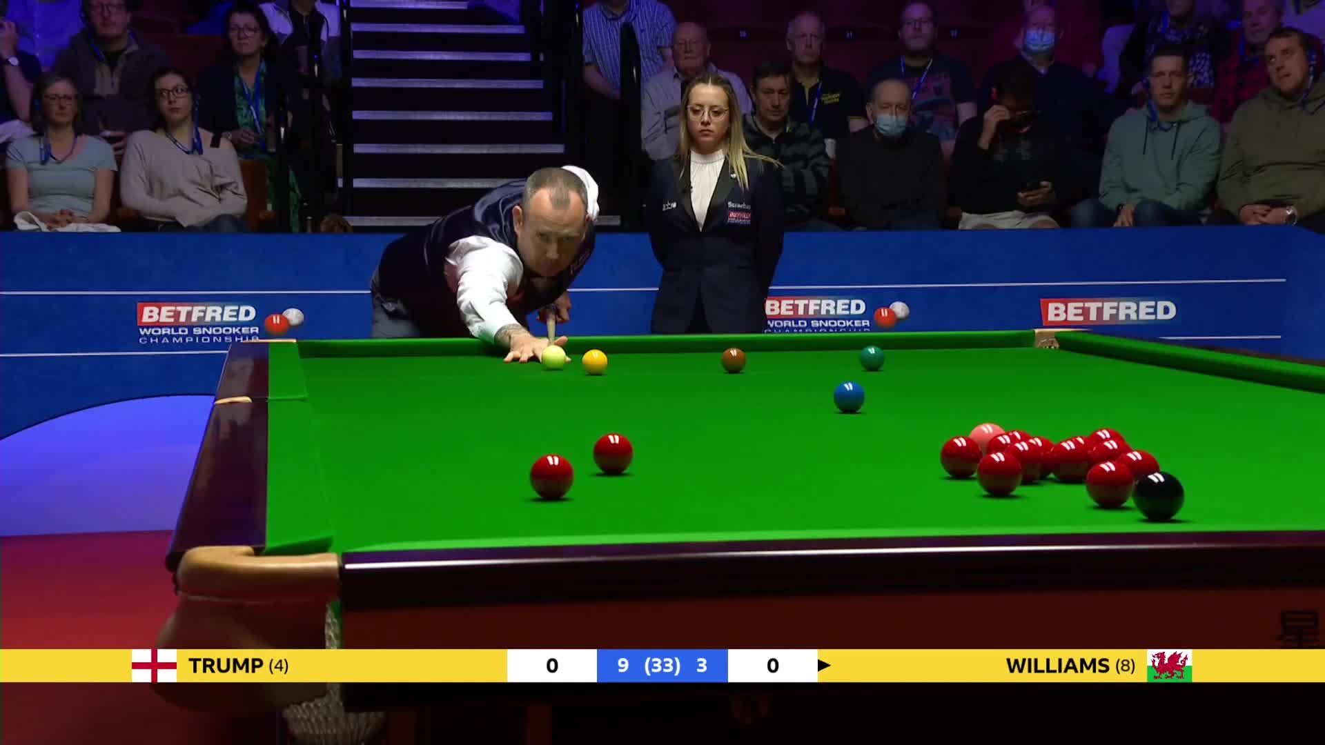 大力出奇迹，马叔神奇一球看呆波娃