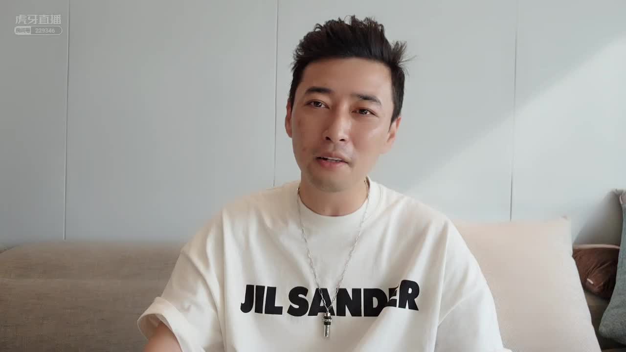 钱小佳阿涵住进在石隔壁新房 满脸春风