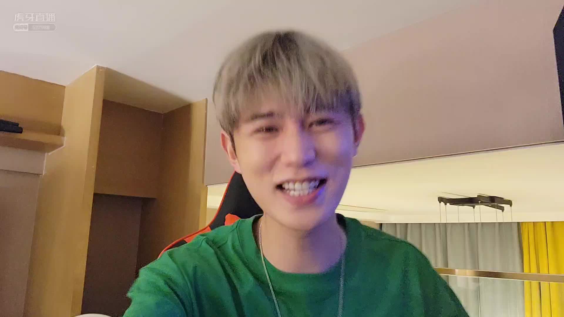 【童锦程】小童刷礼物疯狂涨粉！