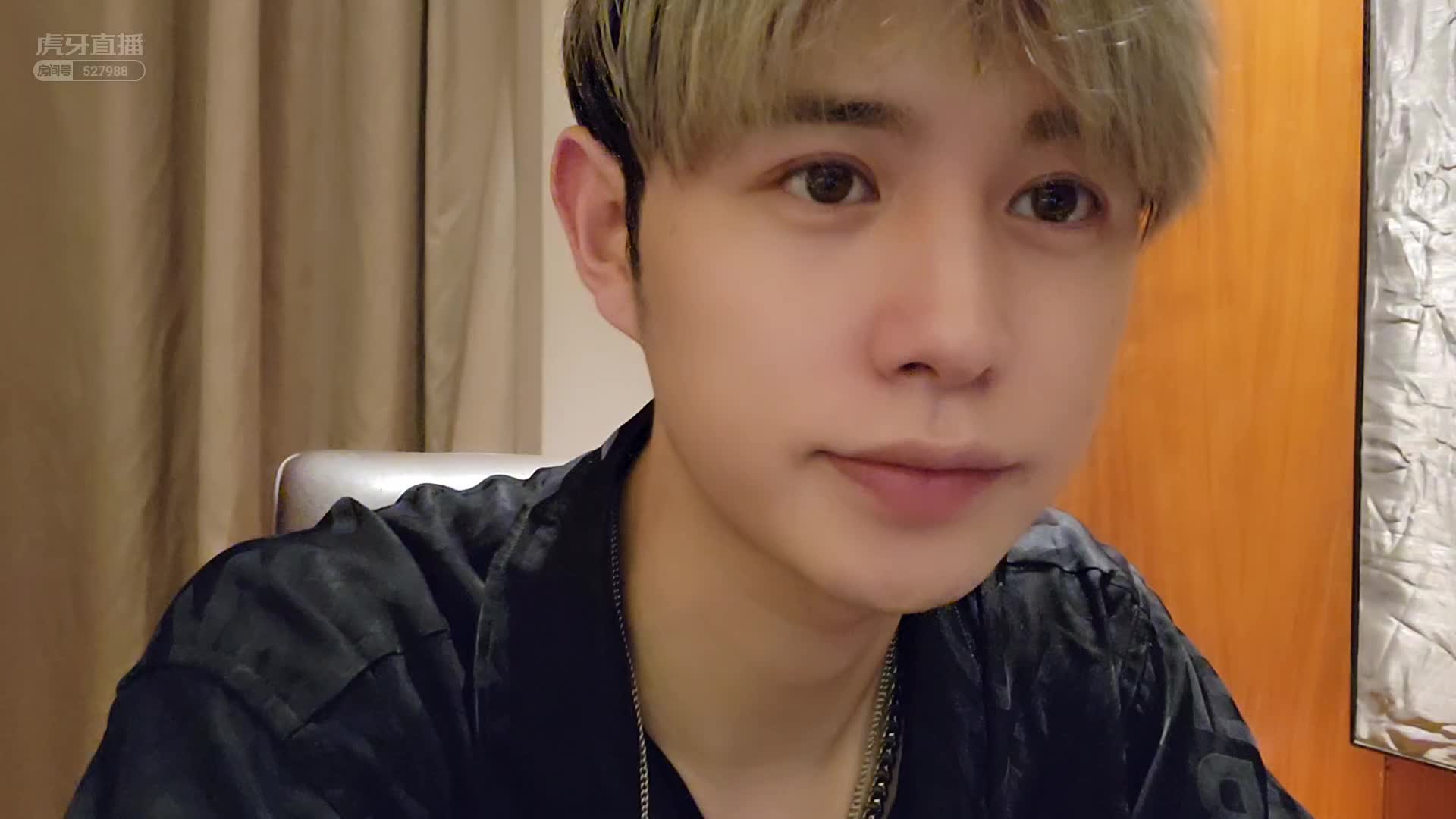 【童锦程】陈冠希跟小童很熟吗？