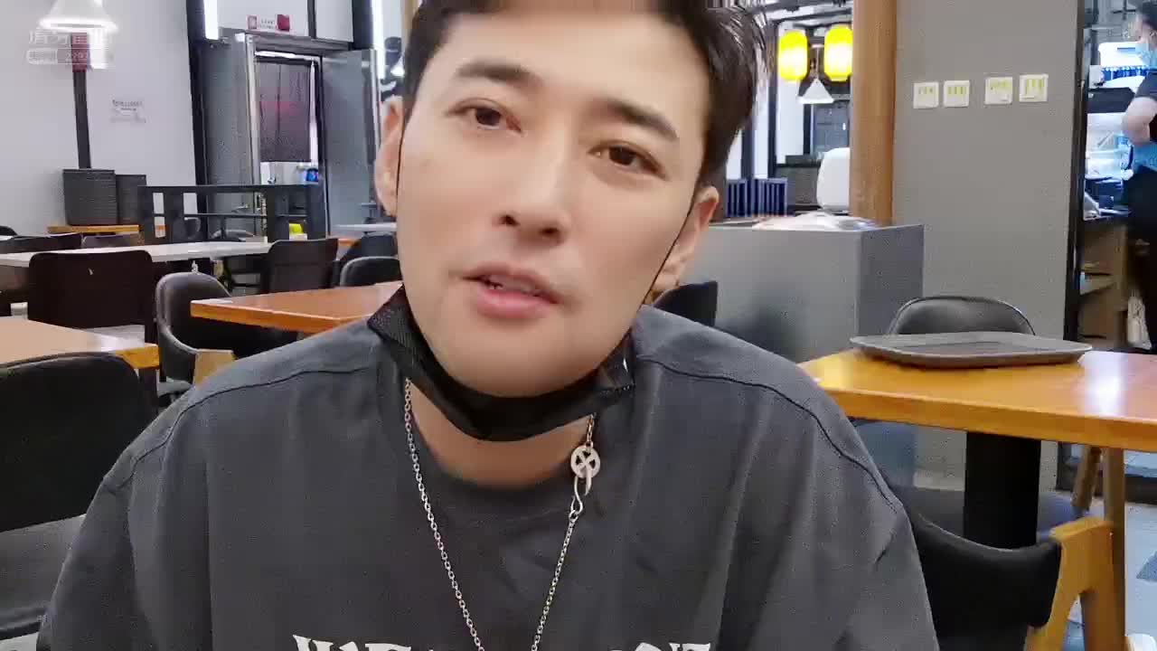 【钱小佳】每天10小时去谈恋爱？