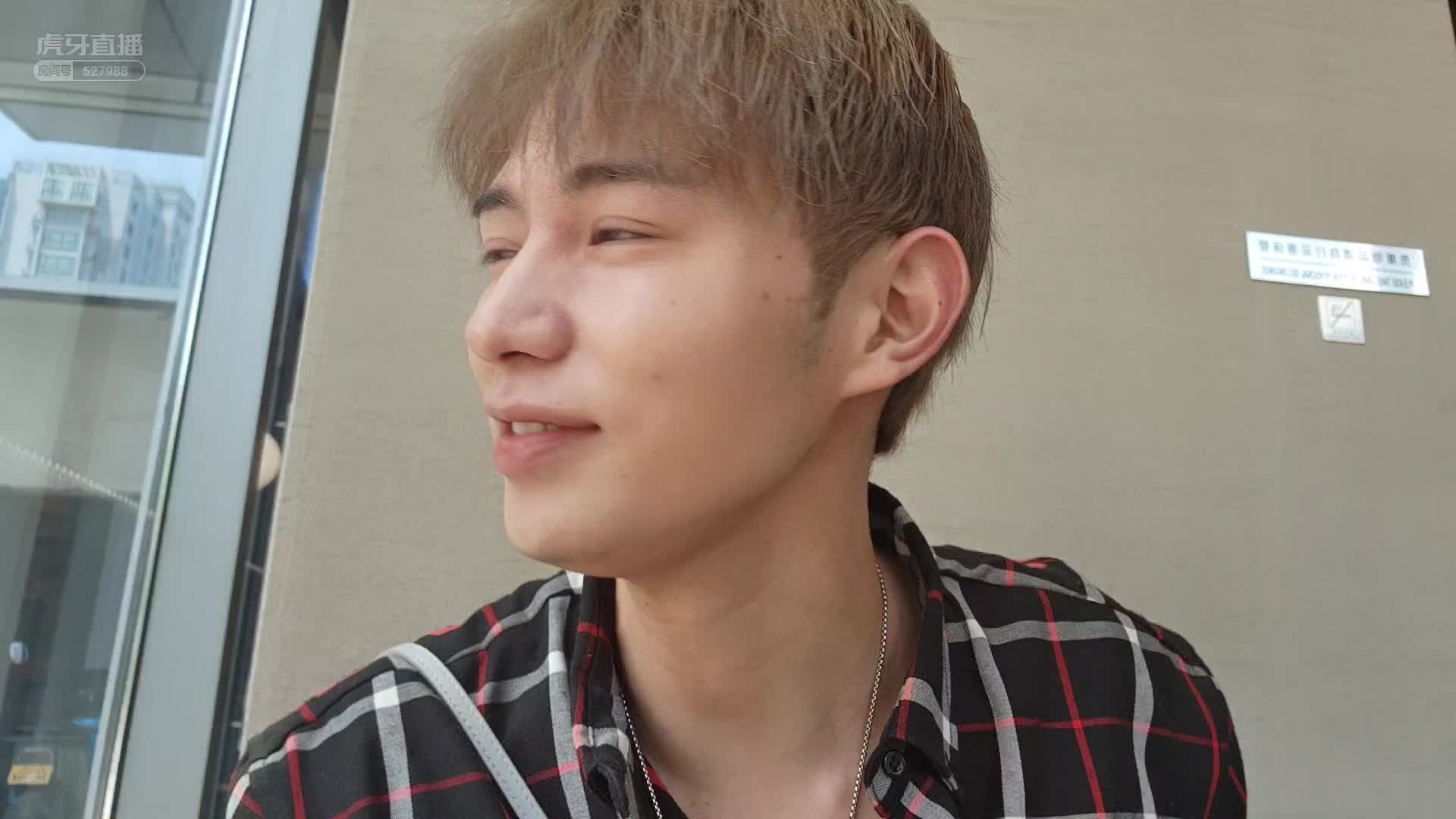 【童锦程】吃瓜吃自己头上来了？