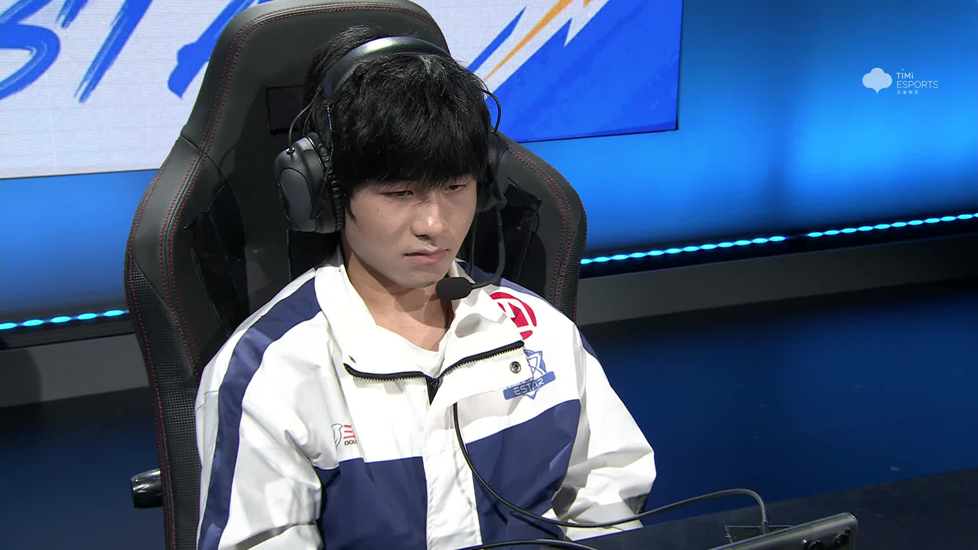 QQ飞车亚洲杯小组赛淘汰赛DAY2 eStar.Ani 2:0 JCR.Asheng